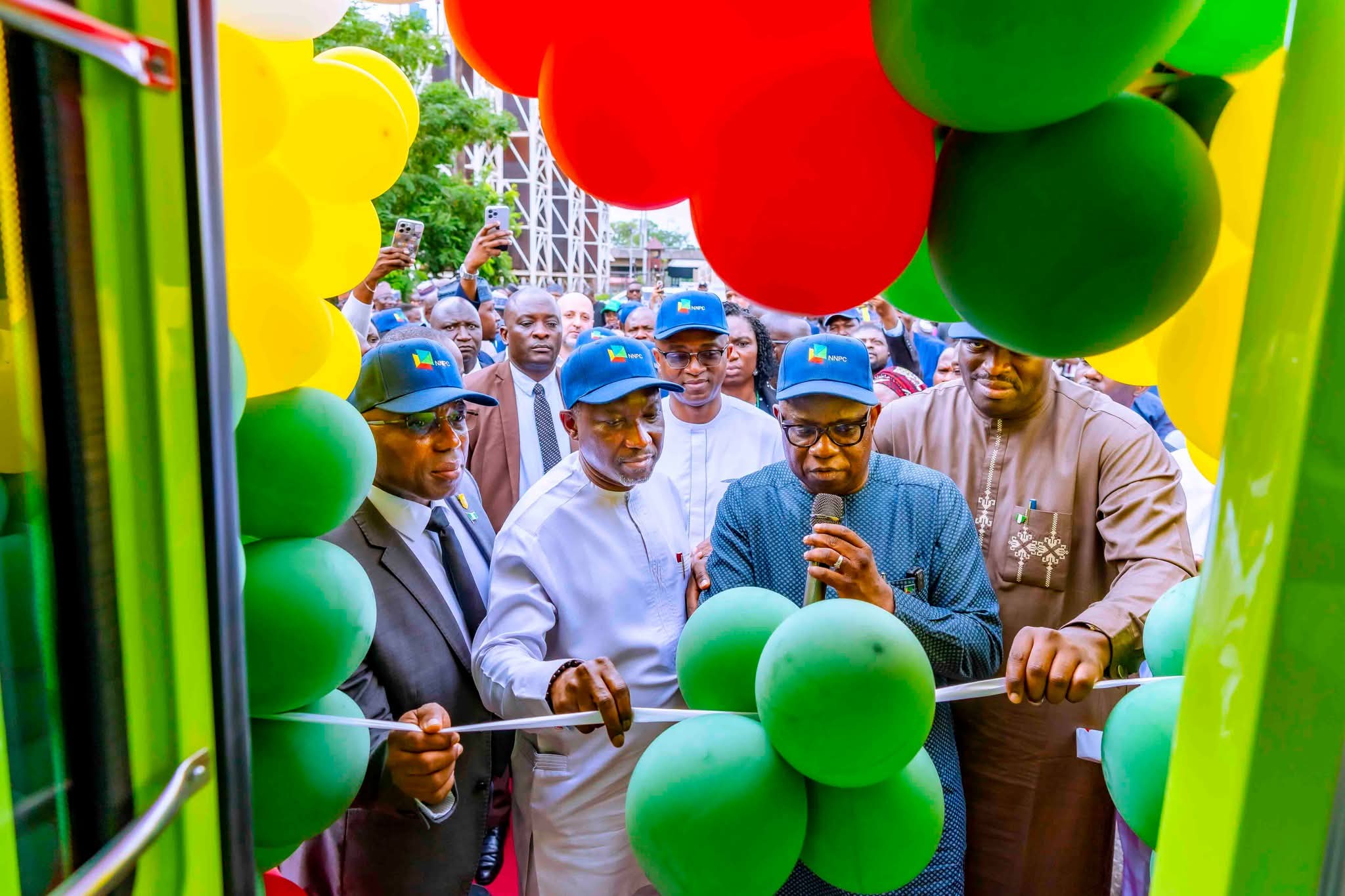 NNPC Donates 35 CNG Buses to Boost Cleaner Transportation under Presidential Initiative