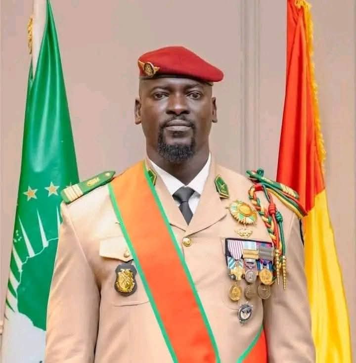 Shugaban Rikon Kwarya na Guinea, Mamady Doumbouya, a cikin Rayuwa da Mulki
