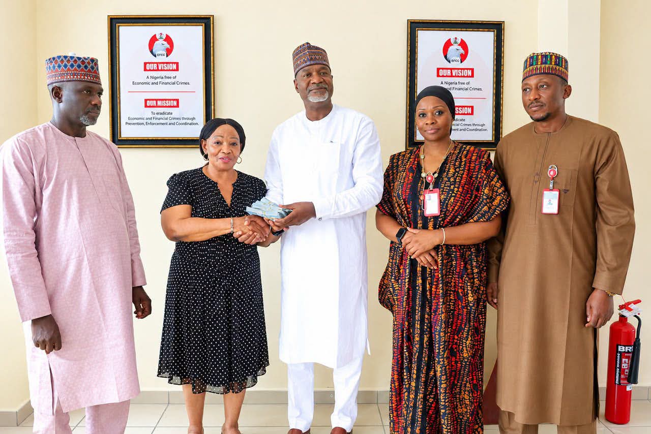 EFCC Recovers $104,950 for American-Based Businesswoman in Lagos