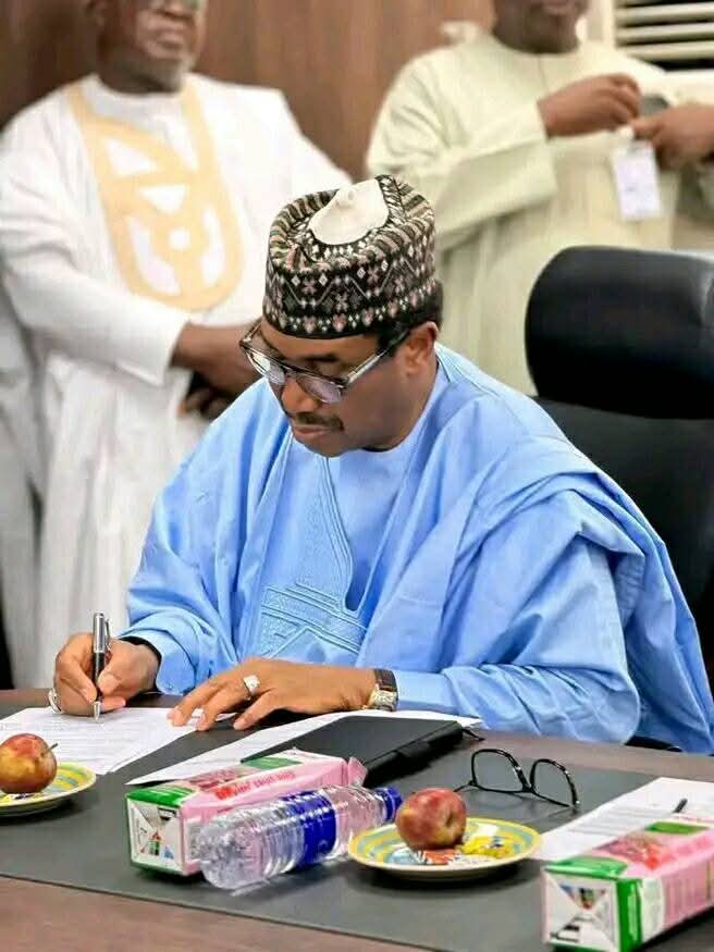 ME YASA AKA CHANZA  MA SHEMA MUKAMI?