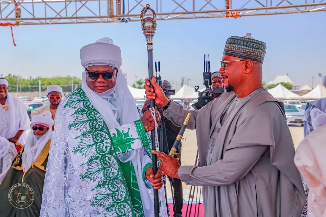 Zamfara: Lawal Gifts 19 Newly Coronated Emirs Official Vehicles, Presents Staff of Office